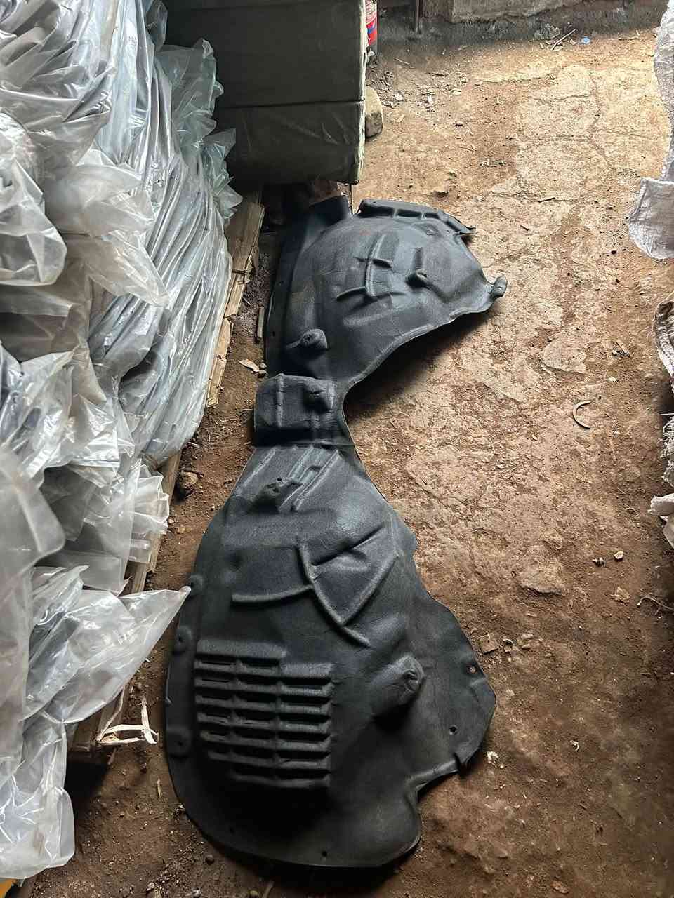 قطع غيار • جيب لاريدو • توصيل