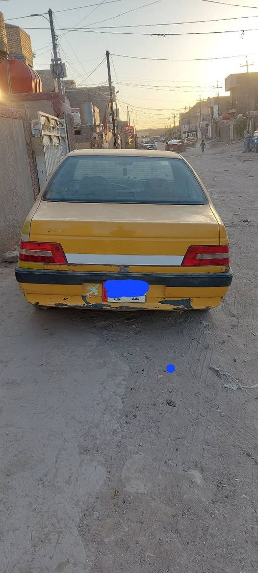 يالله 
بيجو(٤٠٥) موديل ١٠ كير مكينه خير من الله عليه غرامات ٣٠٠ ينزلن من السعر هيئه مصفره سنويه نافذه ب٢١ مكاني حله مركز ***********الاكرمين السعر ٢٢وبيه مجال بسيط
