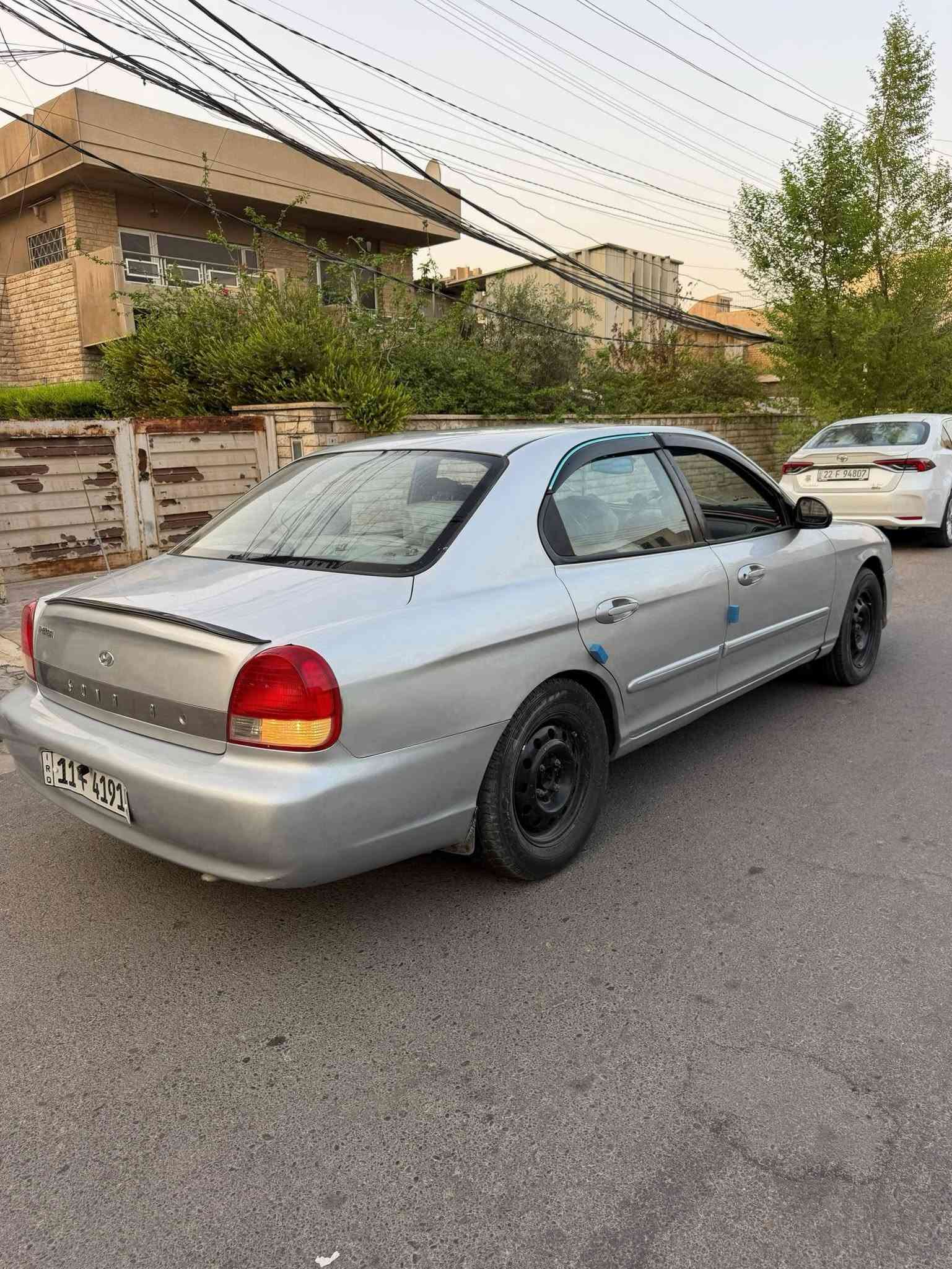 للبيع سوناتا موديل 2001،،،صبغ عام. تبريد ثلج. كير اوتو. محرك اربعه سلندر. سياره كلش نظيفه. داخل نضيف رقم بغداد سبب البيع عندي بناء سعر 55 بيها مجال مكاني بغداد كراده رقمي ***********
