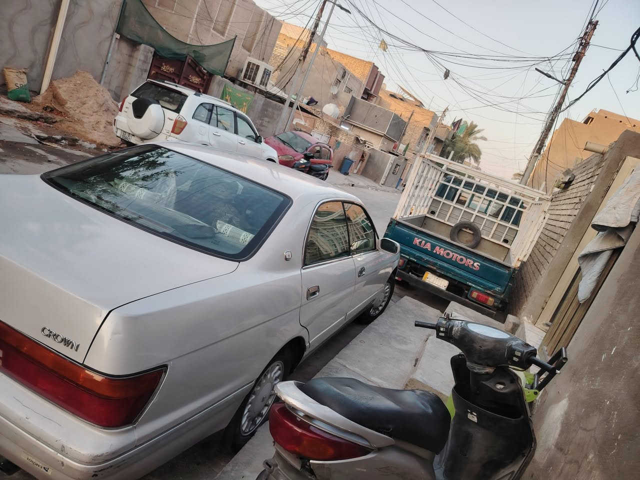 االسلام عليكم تويوتا بطه مديل ٩٣ ابيض لؤلوي مكينه ٢٥٠٠ ديكور كفاله عامه فقط الجامع الامامي جه السايق بي صبغ تبريد شغال ب٦٥  منفصل وبيه مجال حك الجيه رقم بغداد رقم نكليزي السنوية لغايه ٢٩
***********
