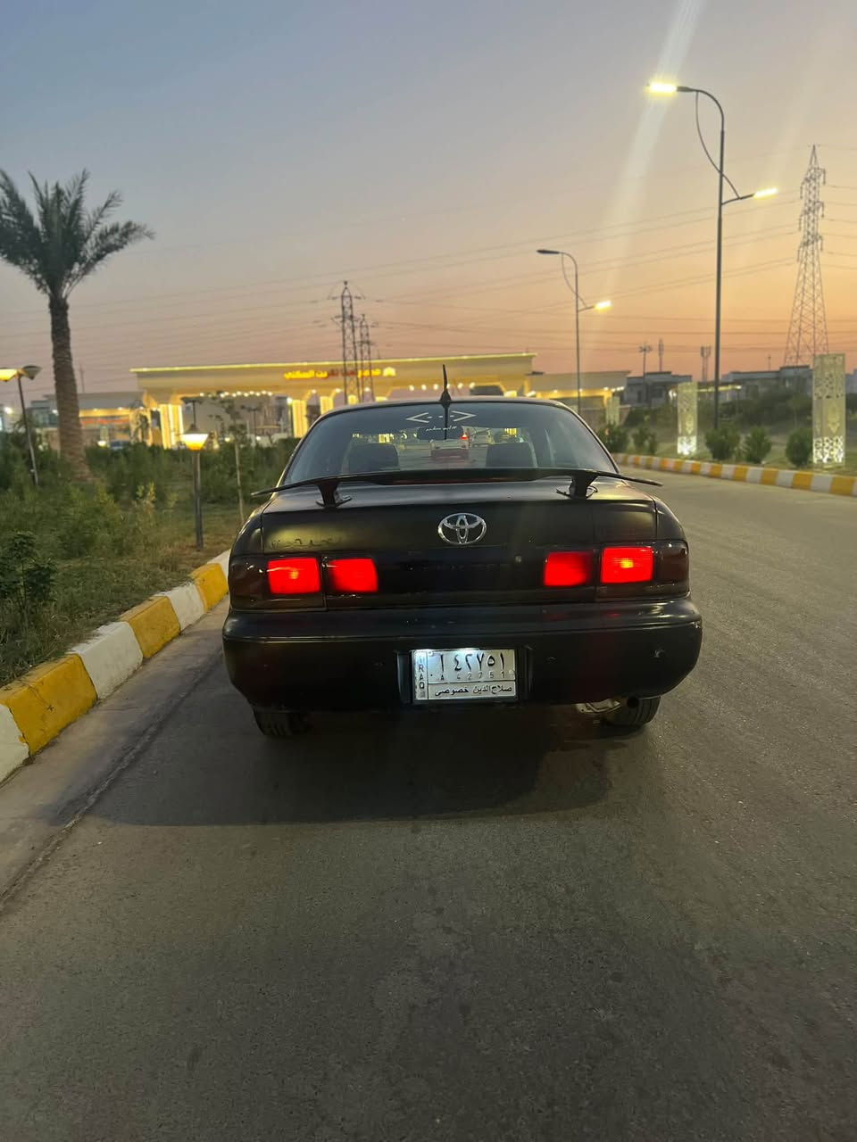 كورلا 1994 
لون رصاصي غير محدد 
محرك + كير + ضفيره جديده مجمع كامل 
دشبول + مشط يسرا بلاد كلشي بيها مبدل بلادي 
تايرات جدد 
صدر امامي + خلفي جديد 
تبريد ثلج ❄️ 
تدفئه شغاله 🔥
تحكم سنتر لك ابواب + جنطه 
لايت زنون 
ترايها للبصرة 
سياره بسمي تريد تحويل تريد وكاله 
مكانها تكريت
للتفاصيل اكثر التواصل ع خاص 
او الاتصال ***********
