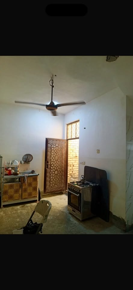 بيت للبيع في منطقه السدة مقابل
كراج التكاتك
خمسين متر بيت جديد
للتواصل
+964 771 421 9205
