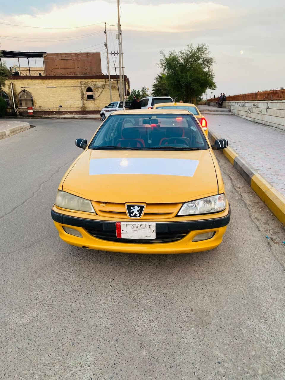 يا الله من رخصت الدمن بيجو بارص موديل 15 رقم البصرة سنويه 30 مصفره هيه وقرمات سعر 28 مكينة وكير كفاله تخم تاير ودوشه نضاف مكفول من ضربه وتديل تبريد شقل حداده جديد مكان البصرة القرنه شراي ينتصل ويدل***********
