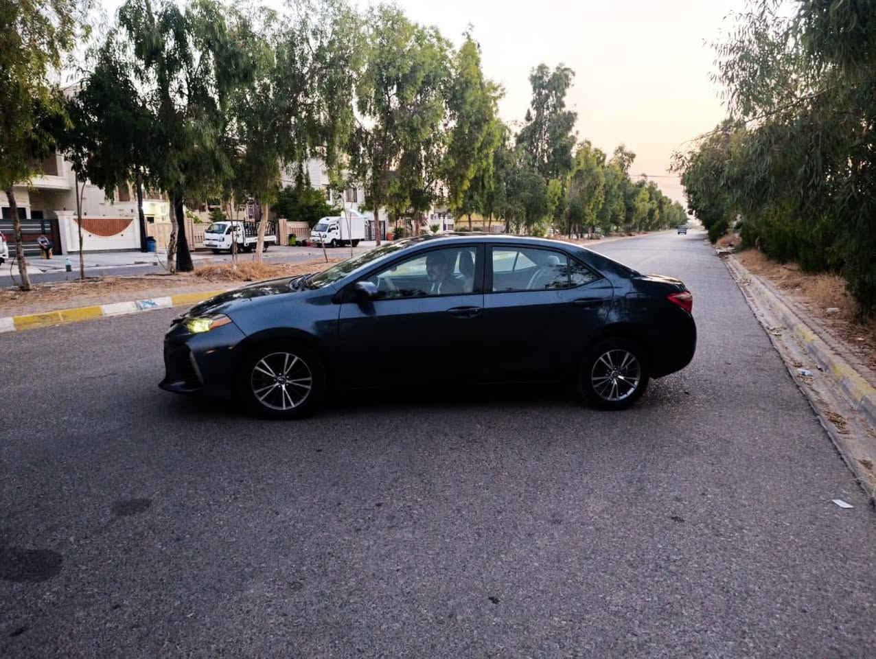 كورلا 2017 Le
رقم أربيل

قطعتين (بابين) كلير امريكا فقط
ونقاط تيزاب بالسقف

سيارة جاهزه 

رقم التواصل: ***********
