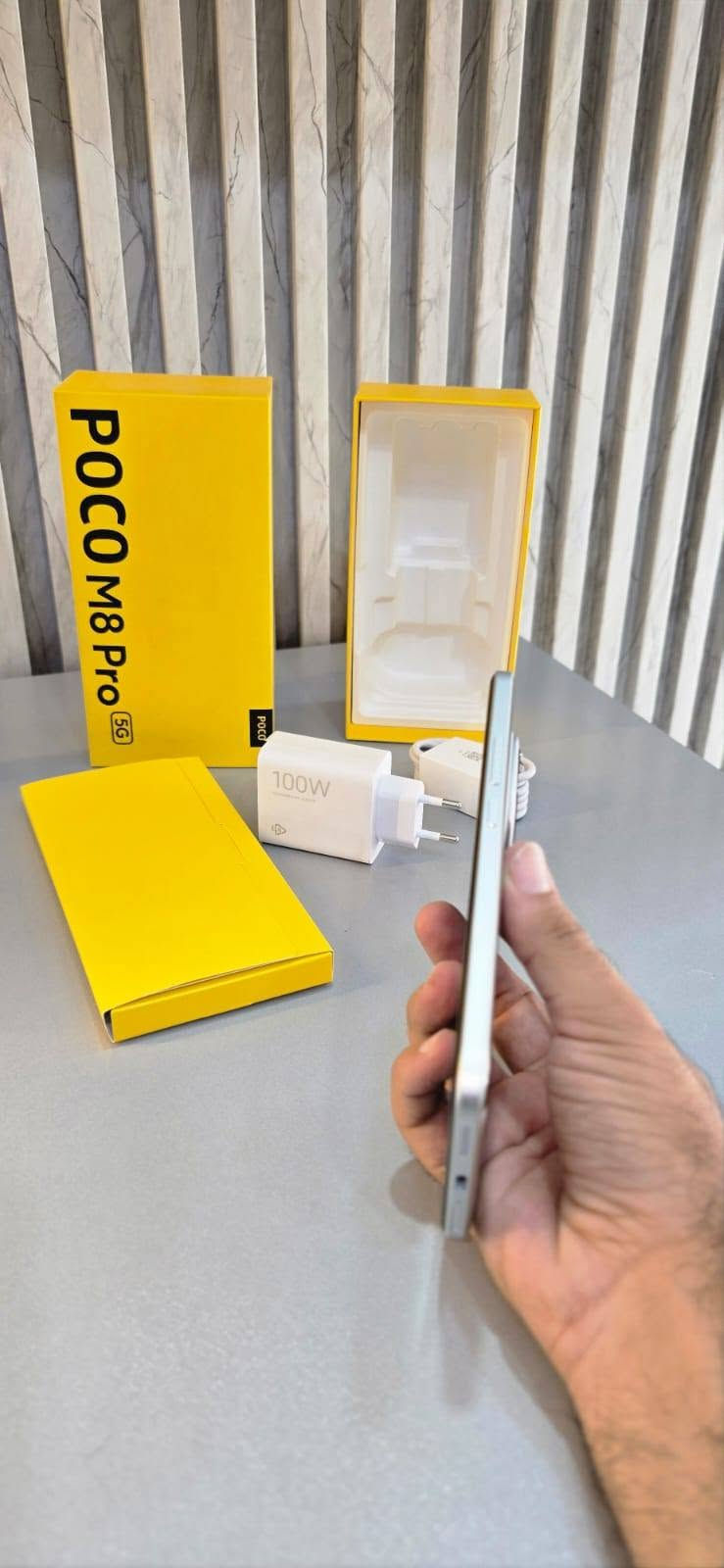 بوكو m8 برو
POCO M8 Pro 5G
     بسعر 475 الف

🔹 الذاكرة الاساسية 256GB 
🔷️ الذاكرة العشوائية 8GB 
🔷️ المعالج Snapdragon 7s Gen 4
🔷️ البطارية 6500mAh ، ويدعم شحن 100W
🔷️ كاميرا 50MP 
🔷 ️مقاومة ماء وغبار IP68/IP69

لمشاهدة جميع الموبايلات والإكسسوارات المتوفرة
ادخل على الهاشتاك👇🏼
#مركز_احمد_الخفاجي
للطلب والحجز مراسلتنا واتس اب 
***********
او التوصل دايركت 

#موبايلات_العراق #موبايلات_الحلة #موبايلات_بغداد  #احمد_للموبايلات #عروض_العراق #تكنولوجيا_العراق
#خط_كفو #زين_العراق
—————————————

 مركز أحمد الخفاجي للموبايلات

بابل – ناحية أبي غرق – شارع المركز
