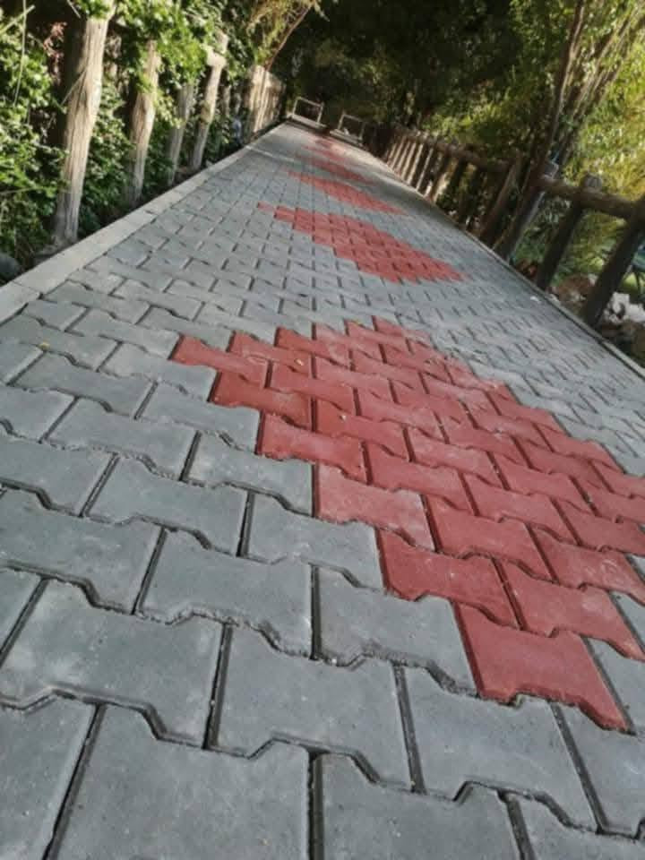 السلام عليكم رجعنا لكم معا كادر الاستاذ لعمل الحدائق والمقرنص
بنضام كرسته وعمل أو فقط عمل حسب الطلب 
تصميم . تنفيذ .اشراف.
***********
