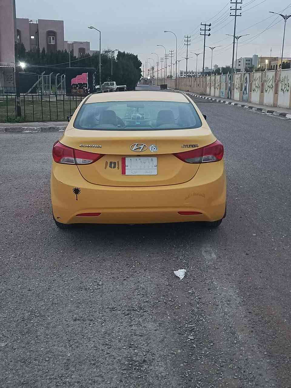 السلام عليكم 
انترا  خليجي 
رقم واسط
مكفولة كير محرك تبريد
مكينه 1600
مكفولة من الضربه والتبديل 
المكان واسط مركز المدينه 
السعر 90وبيه مجال
اتصال ***********

