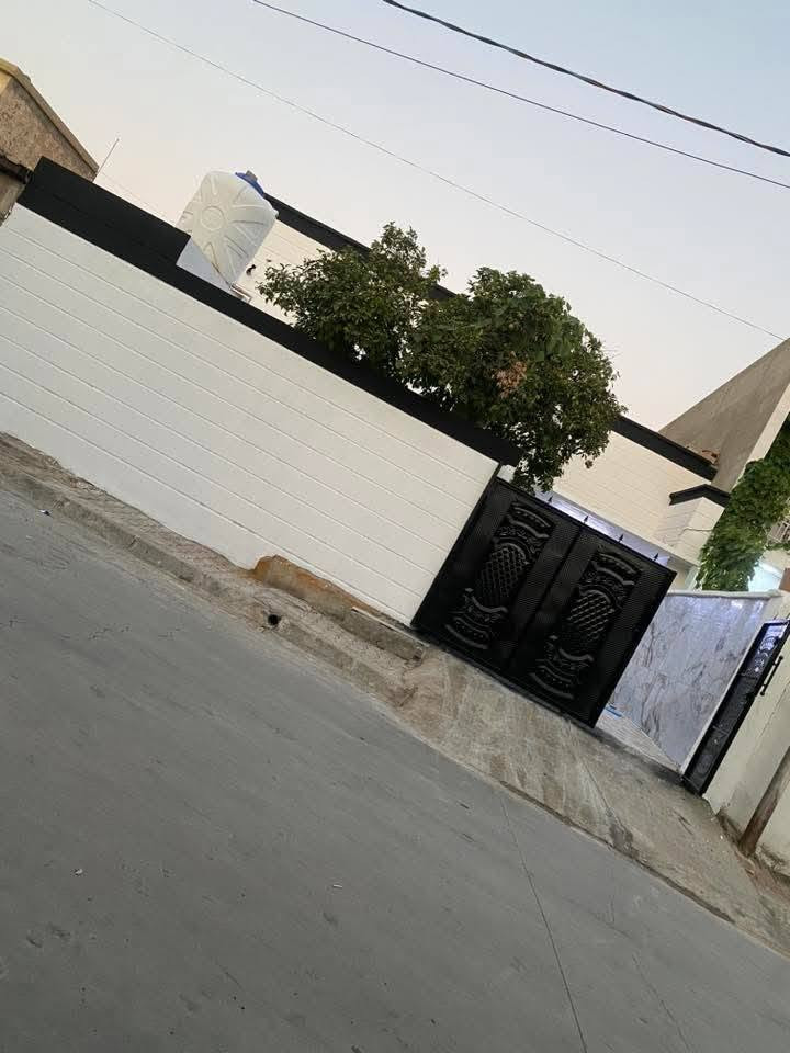 سلام عليكم اشتغل صبغ خارجي داخلي بسعر مناسب 100متر 110الف والغرفة الواحده35الف مع التصليح زائد ورق جدران فلين داخلي مدارس مولات دوائر حكوميه بسعار 🏘مناسبه جدا استفسار اتصل على الرقم *********** شي بسيط من شغلي ان شاءالله يعجبكم ❤📞
