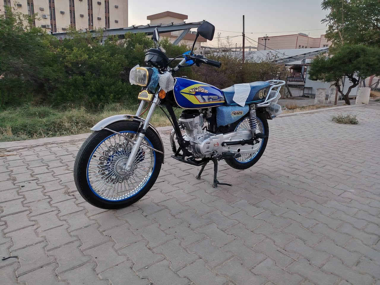 دراجة 4 كير موديل 25 محرك شرط كهربائيات كامل منفيس موجود وياله عدل سعر 680 بي مجال مكاني حي العسكر ي 
***********
