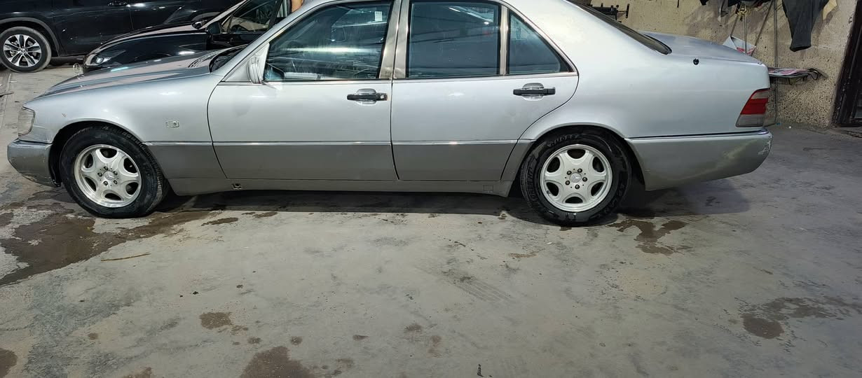 مارسدس شبح حجم 320  S  البيع الون رصاصي موديل 91العنوان بغداد الدوره عرب جبور *********** محرك بلادي صدرجديد
