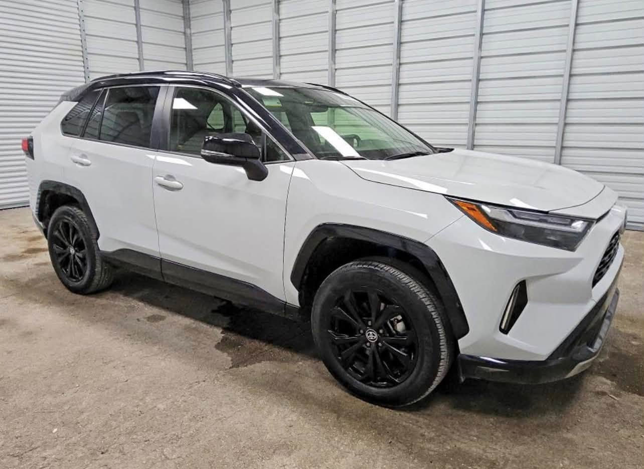(((مكتب اسديرة لتجارة السيارات)))

📆تاريخ المزاد 15/9/2026

نوع السيارة: Toyota  RAV 4 XSE 2025

الضرر موضح في الصورة

السعر يحدد في المزاد

للاستيراد يرجى التفضل بزيارة المكتب 

📍موقع المكتب: اسديرة طق طق قرب مول انيس 

للاستفسار :

***********

اهلاً وسهلاً بكم ونشكر ثقتكم بنا💙

نص مكتوب في الصور:
- 655721536X