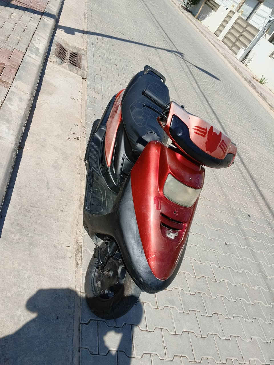للبيع
فضائي 140 مجهز وكامل مابي نقص 
كهربائيات لايتات اشاير سلف هندر 
محرك مجفت جديد 
***********
