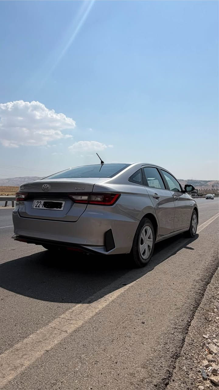 يارس موديل ٢٠٢٣ خه ليجي سفري شريكه جيهانه سياره كه ده حامي لو ده حامي به شه رت هيجي نيه 18000km رويشتوه سعريش 140مه جال
*********** أربيل, العراق
