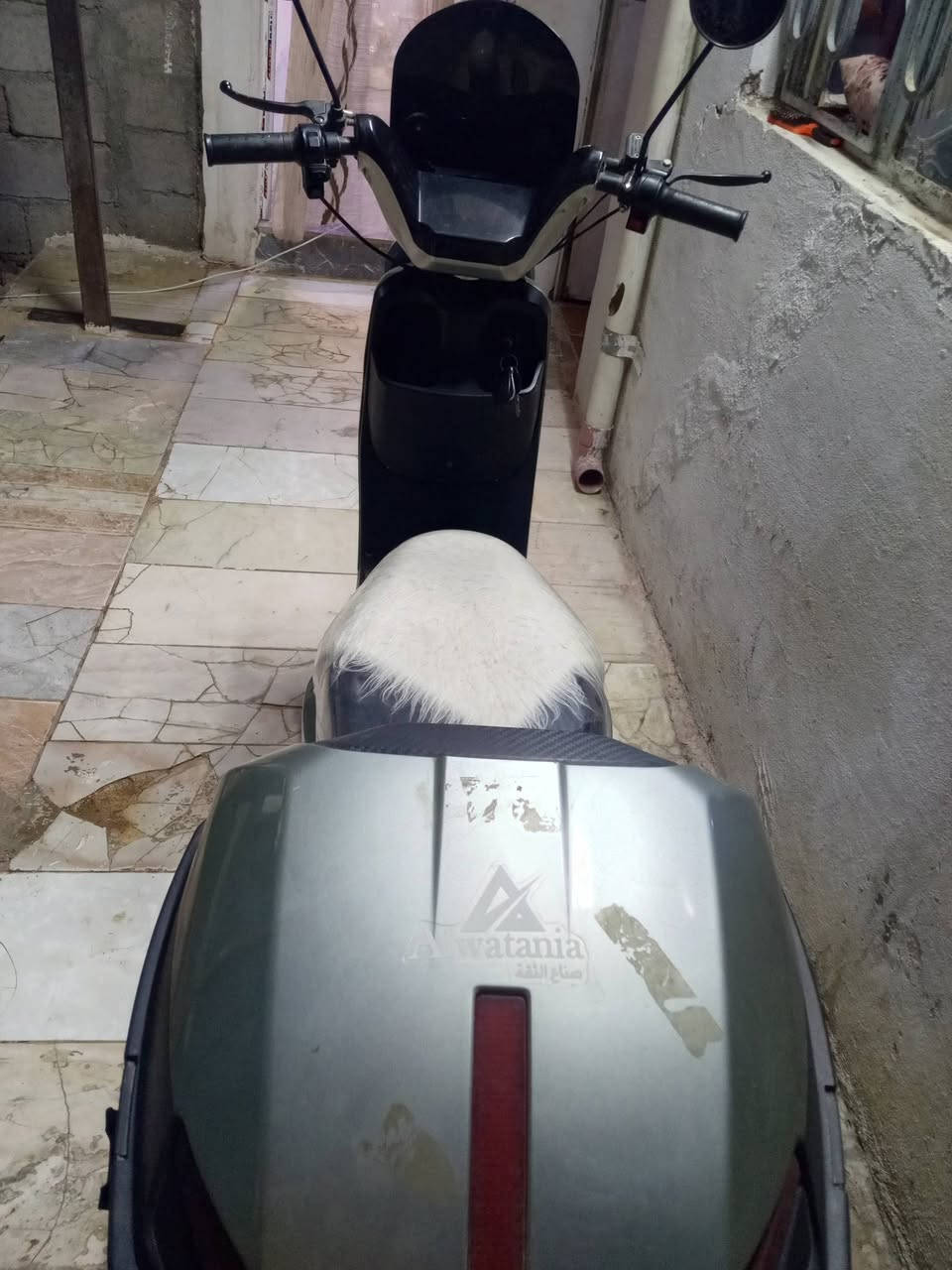 مطور شحن لبيع خمس بطاريات شرط الفحص سرعتها 55 حقيقي مطور نضيف متوزي علا بعته مو شراي لدوختي وتعبني يرحم والديكم سعر قفل 250  بطاريه شرط الفحص خمس بطاريات ***********
