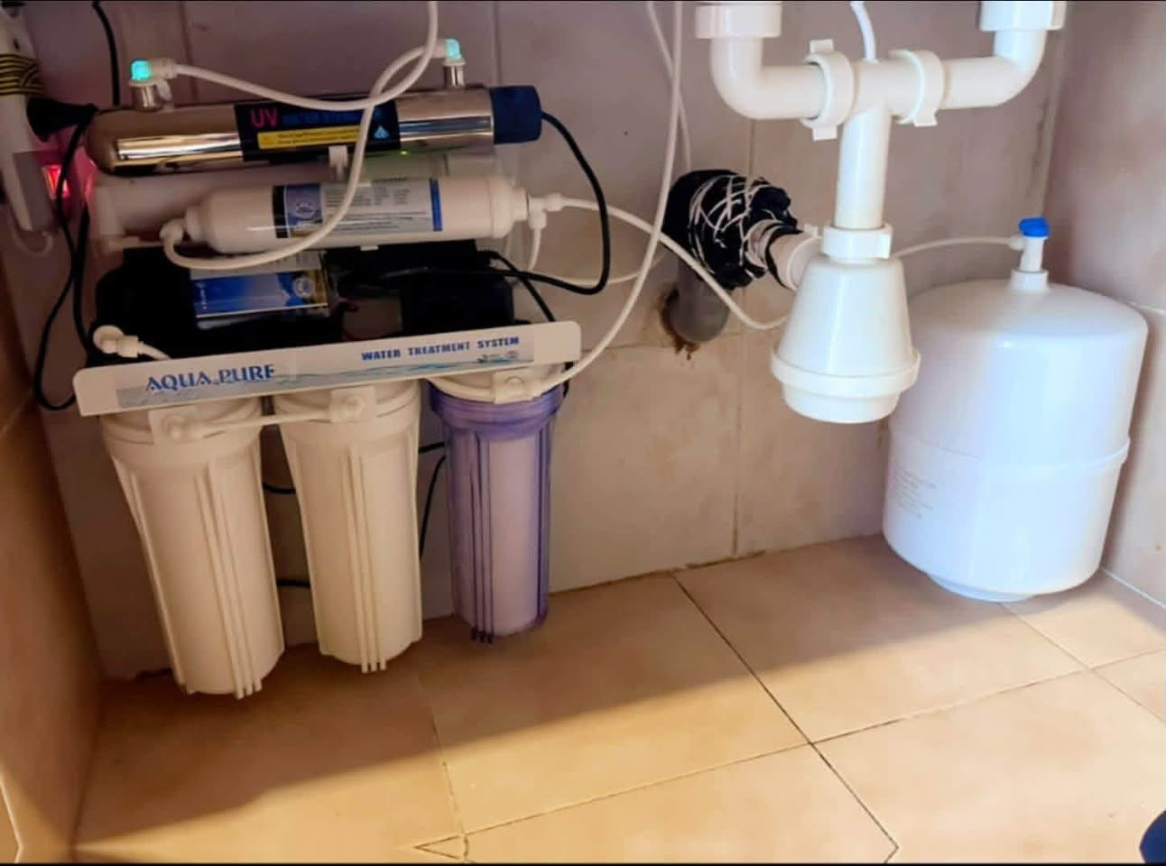 💧 محطة النور للماء RO 💧
🔧 صيانة وتصليح جميع أنواع فلاتر الماء
🔄 تبديل الشمعات والممبرين
💦 تجهيز ماء RO نقي وعالي الجودة
🛠️ فحص ومتابعة الفلاتر لضمان أفضل تنقية وطعم للماء
إذا تريد ماء أنظف وأطيب، أو فلترك يحتاج صيانة، إحنا بالخدمة 🤝
📍 العنوان: شارع فلسطين مقابل مستوصف الإدريسي
📞 للاستفسار والحجز: ***********
محطة النور — ماء أنقى، طعم أطيب 💧
