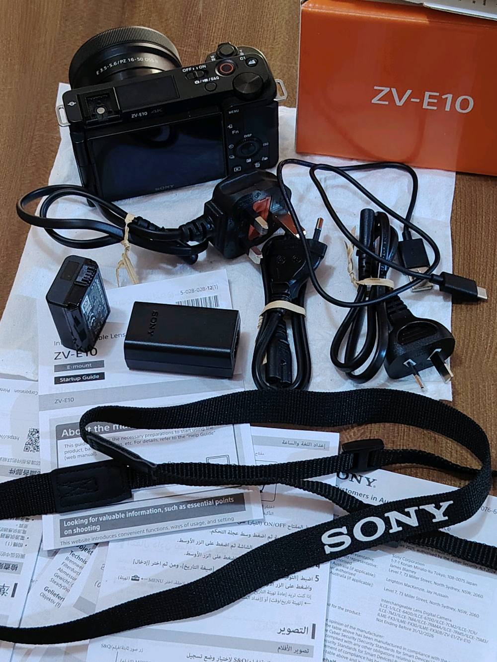 للبيع Sony ZV-E10
كاميرا نظيفة جدًا وبحالة ممتازة، استخدام خفيف

🔹 شتر Shutter: 1081 فقط
🔹 العدسة: Sony 16-50mm OSS II
🔹 تصوير 4K
🔹 البطارية أصلية
🔹 مايك sony الأصلي
🔹 الشاحن والأسلاك موجودة
🔹 حزام Sony الأصلي
🔹 العلبة والأوراق موجودة
🔹 جميع الملحقات الظاهرة بالصور موجودة

للجادين مراسلة واتساب: ***********