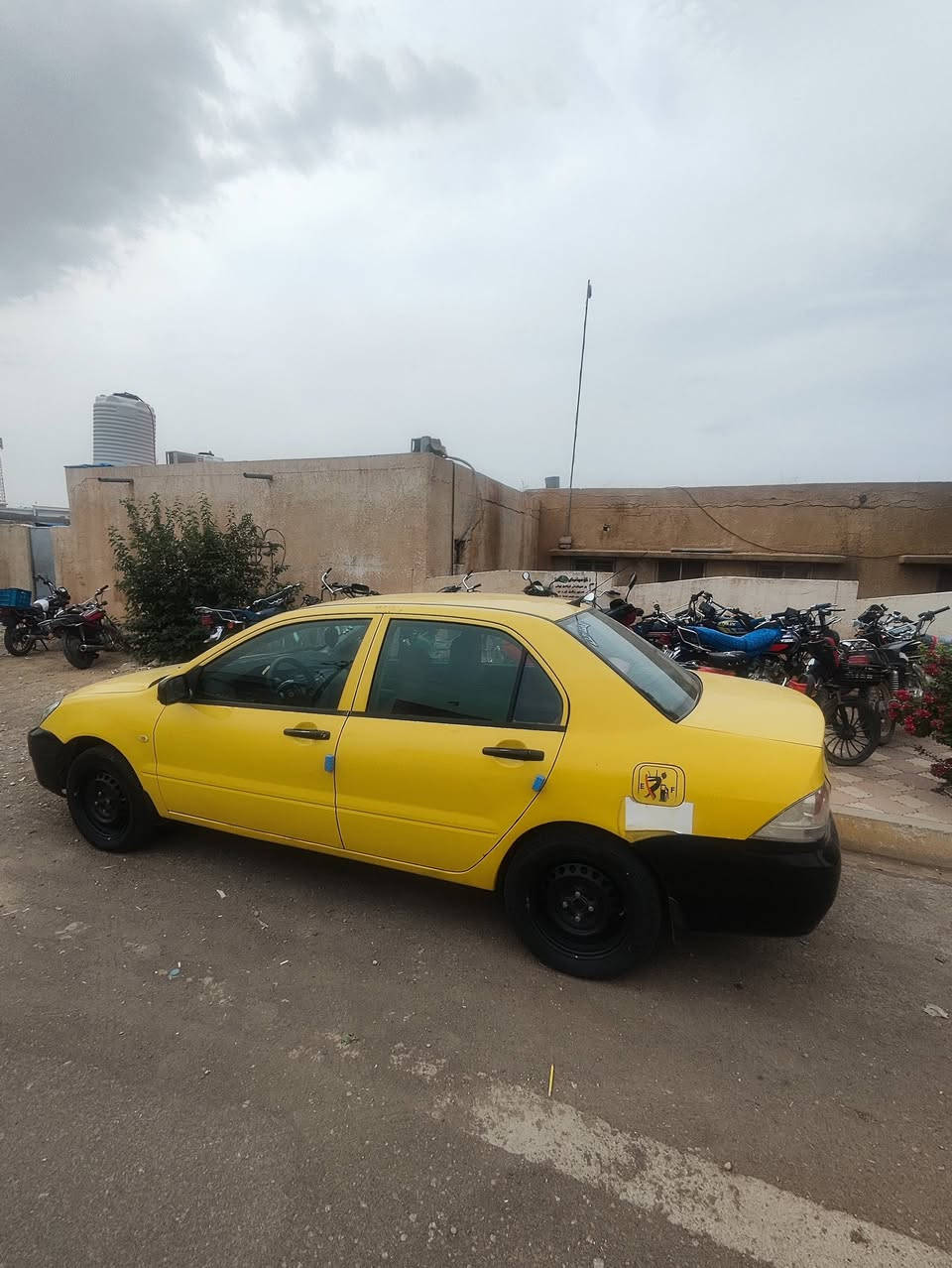 لانسر • ٢٠١٠ • رقم ديالى