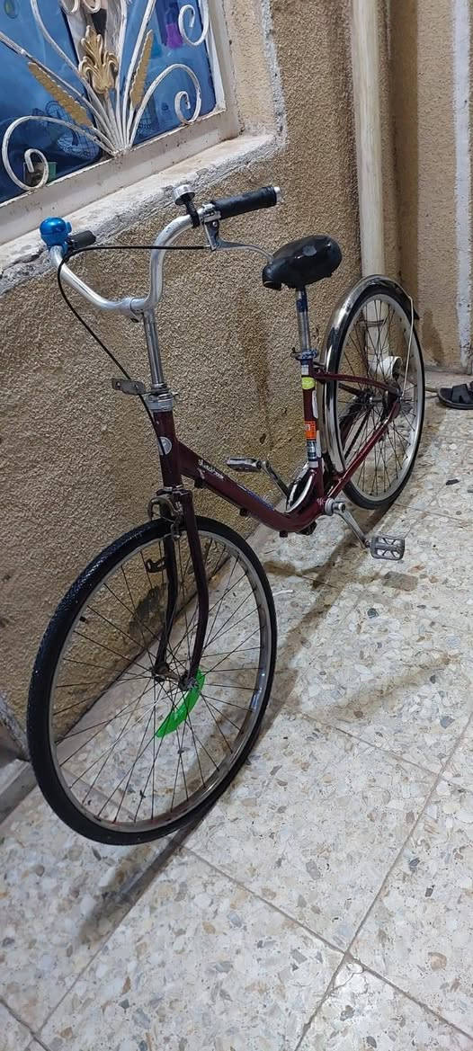 بايسكل للبيع سعره ٤٠بغداد الشعب للتواصل***********واتساب اتصال خادم
