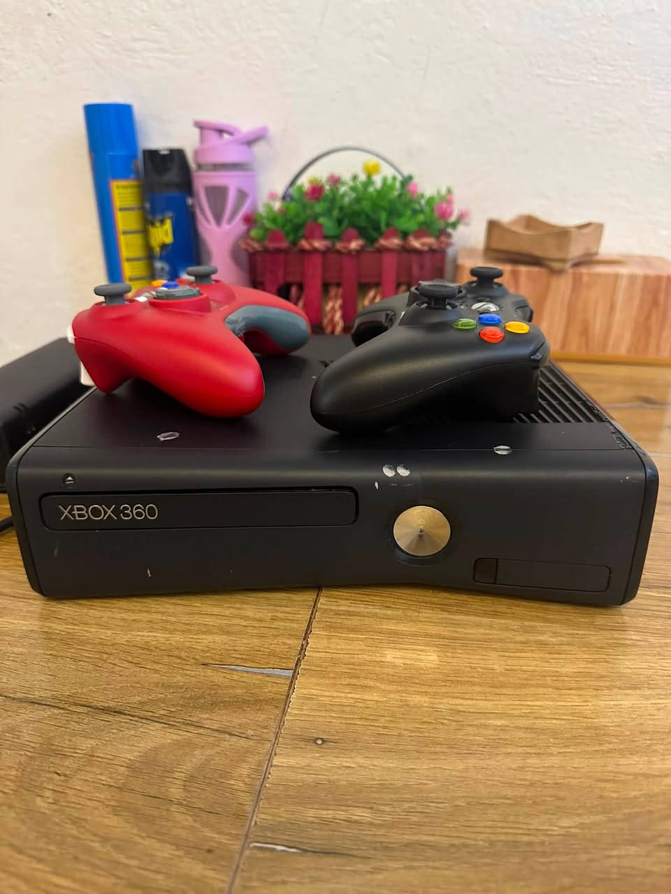 اكس بوكس 360كلش نظيف او كامله غراضه للبيع او امراوس اب ابلي 4السعر (100)الف مكان بغداد للاستفسار ***********
