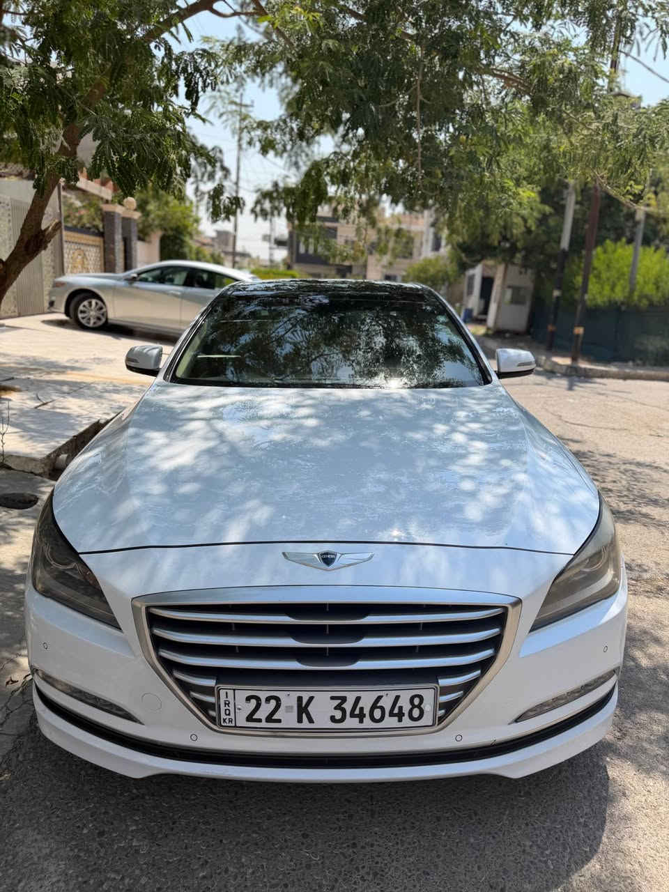 🚗 للبيع: جينيسيس G80 موديل 2015
 المواصفات: خليجي، المواصفات المعروفة 
الحالة الميكانيكية: الكير والمحرك شرط، بحالة ممتازة جداً ولم يتم فتحهما نهائياً.
 البدنة (الهيكل): خالية من الصبغ تماماً، فقط تعديل بارد في أماكن قليلة جداً بدون أي صبغ.
 السنوية والهزة: سنوية جديدة، وهزّة جديدة وجاهزة للتحويل.
 الملكية: السيارة باسمي مباشرة، صارلها 4 سنوات عندي، والحمد لله ما تحتاج إلا بنزين وتهن (صيانة دورية).
رقم اربيل
 السعر: 185 ورقة ($18,500) وقابلة للتفاوض بشيء معقول.
 التواجد (العنوان): كركوك.
 رقم الهاتف: *********** مايعجبك اعبر منشور بصلاة على محمد وال محمد كركوك, العراق

