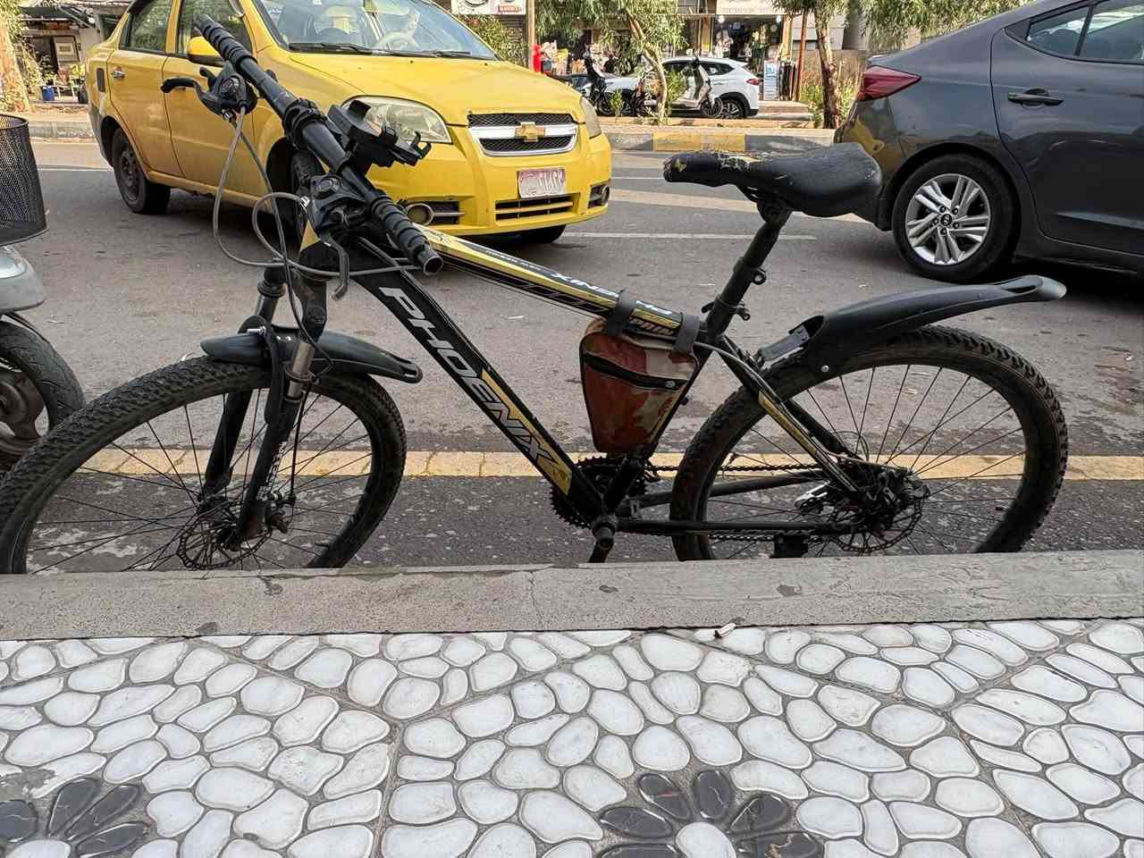� بايسكل Phoenix للبيع
🔸 النوع: Mountain Bike
🔸 الماركة: Phoenix
🔸 قياس 26 
� السعر: [85] قابل للتفاوض

� للتواصل: ***********
