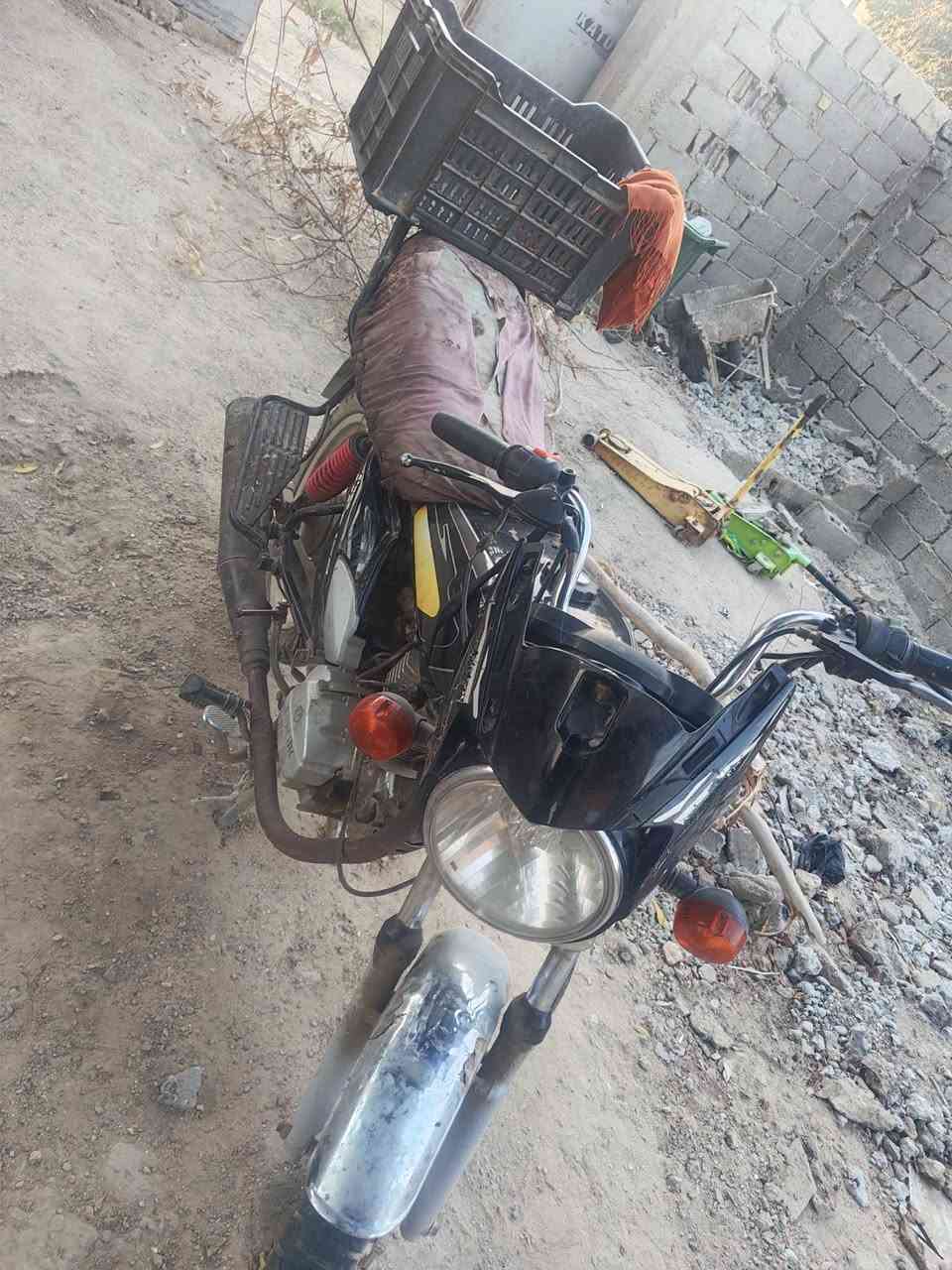 دايون هندي🇮🇳
موديل 19
أوراق اصولي
كاطعه نار ابيعها على عطلها ناقصه اشاير خلفي ودوشمه
مكاني حله كفل
***********
السعر 300 وبيها مجال
