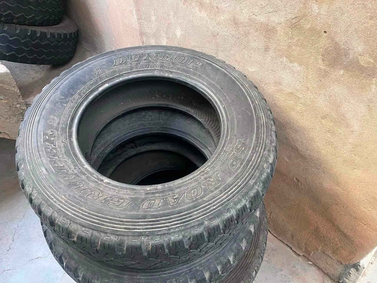 بۆفرۆشتن تاقمێک دەنلوبی یابانی دەرەجە یەکو
تاقمێکی ڕۆمان تایەکان قیاسیان17یە سەتا50یان خاوێنە  سعری تاقمی  200هەزار ئەوەش ڕەقەمی خاوەنیەتی
***********
