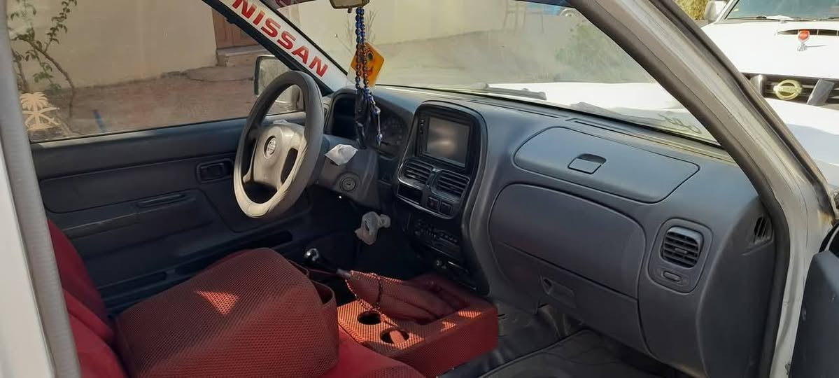 سلام عليكم للبيع رقم أربيل سنويه ساقطه محرك يبخر كير شرط تايرات نضاف عوزها فقط محرك السعر  60وبيها مجال للتواصل***********
