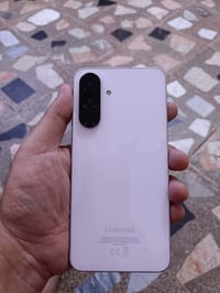 سامسونج A56 5G • ٢٥٦ جيجا • ٨+٨ رام