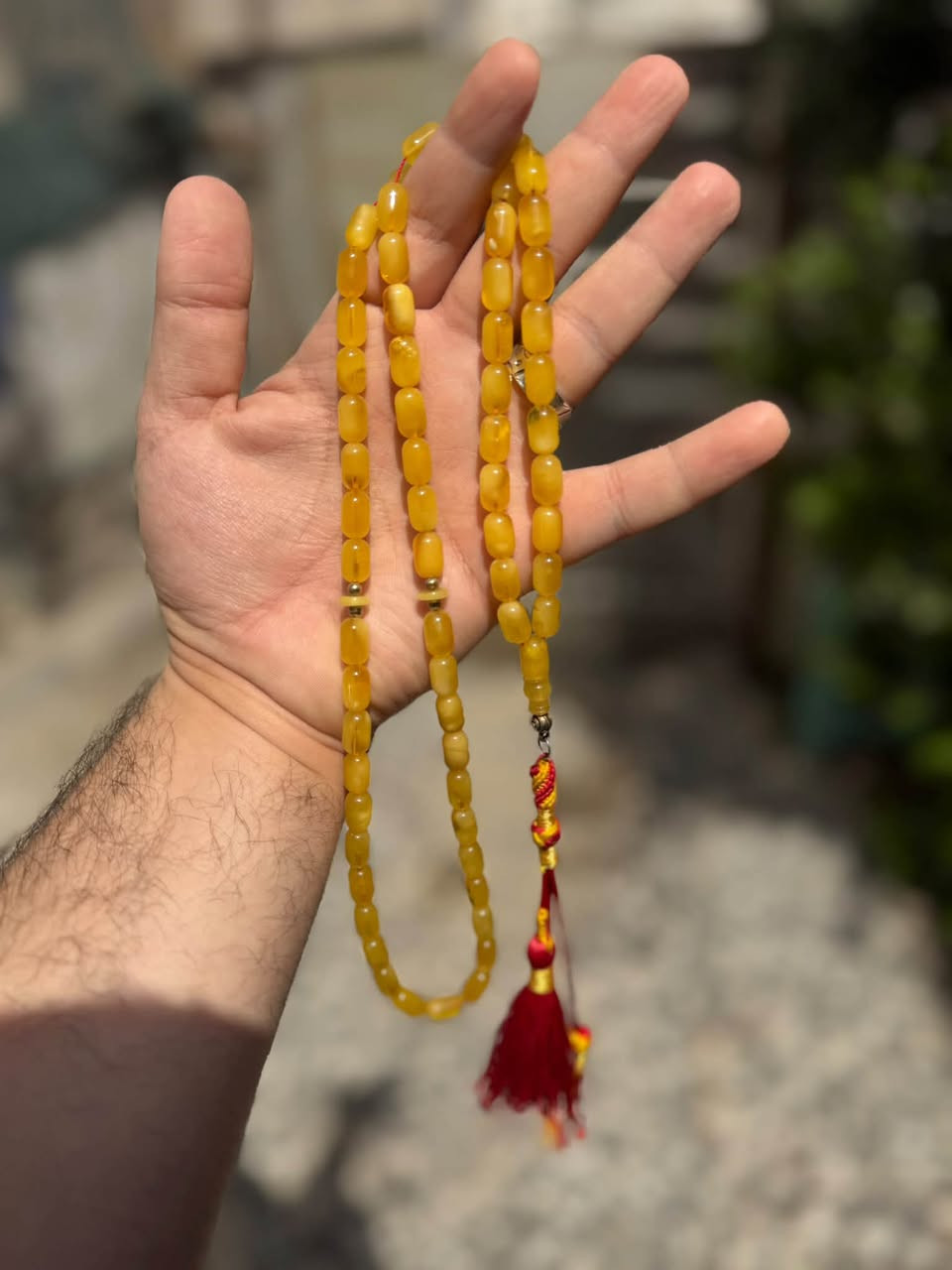 مسباح كهرب حر طبيعي
مسباح كهرب حر طبيعي قطعه جدا حلوه صافيه وماخذه لون 
عدد الحبات ٦٥ حبه 
وزنها ٣٠ غرام 
سعرها ٣٠٠ الف 
مكاني بغداد
