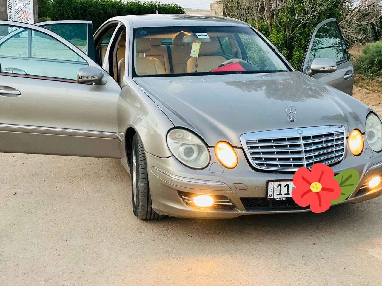 بيع او مراوس 
مرسيدس w211 2007 e350 وارد امريكي مصبوغه عام  افنكارد رقم بغداد باسمي مداور ثاني ماشيه 245
جاهزه تبريد تدفئه بيها هواي مواصفات
للاستفسار الاتصال على الرقم(***********)
