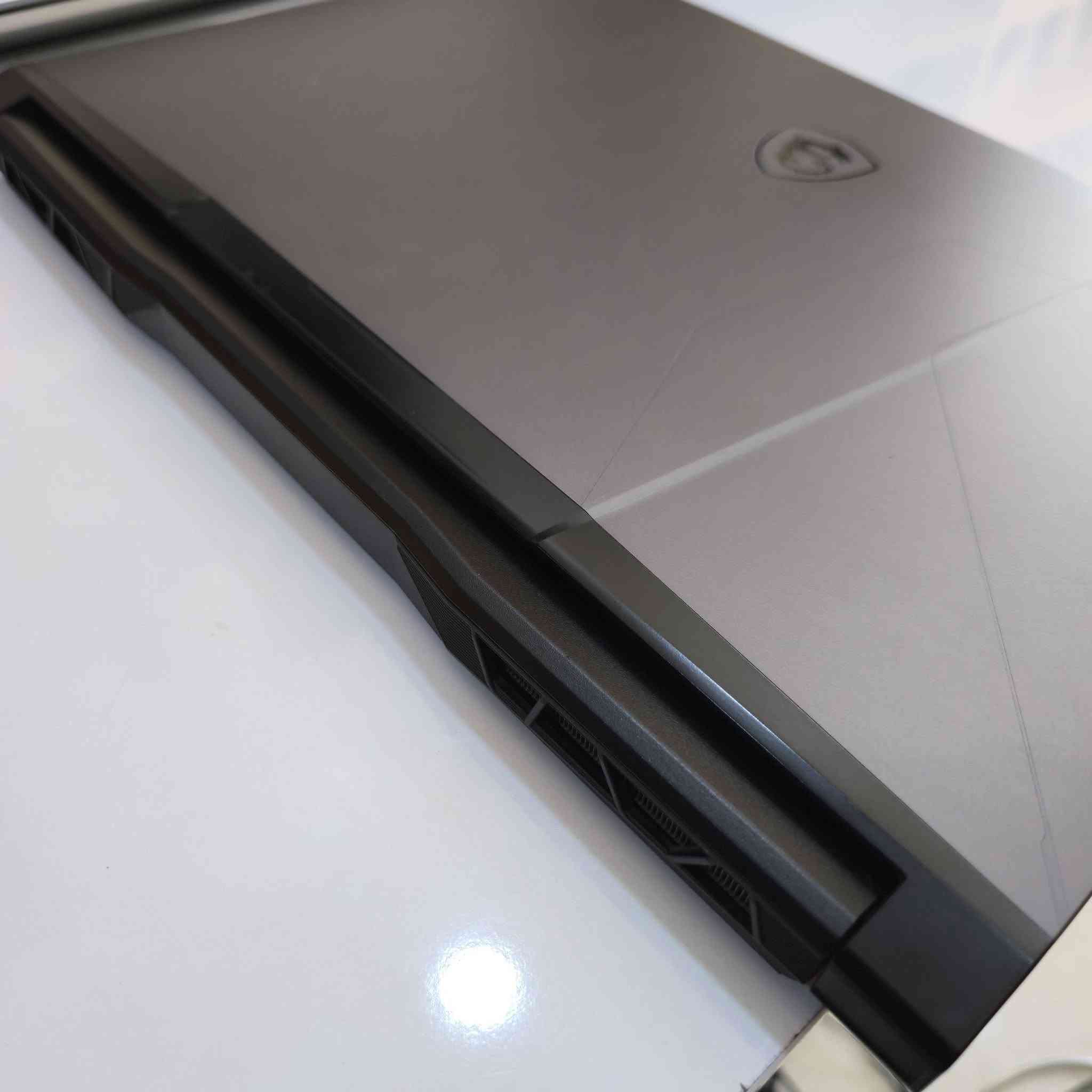 💻 MSI Pulse GL66 12UEK
المعالج: Intel Core i7-12700H

كرت الشاشة: NVIDIA GeForce RTX 3060 Laptop GPU
ذاكرة كرت الشاشة: 6GB GDDR6
كرت الشاشه 105 واط

الرام: 16GB 
التخزين: 1TB M.2 NVMe SSD

الشاشة: 15.6" FHD. 
معدل التحديث: 240Hz 
النظام: Windows 11 Pro 64-bit

الموديل: MSI Pulse GL66 12UEK
الابتوب مستخدم نظافه ١٠٠% اخو الجديد 
 العنوان بغداد موجود توصيل 
***********
