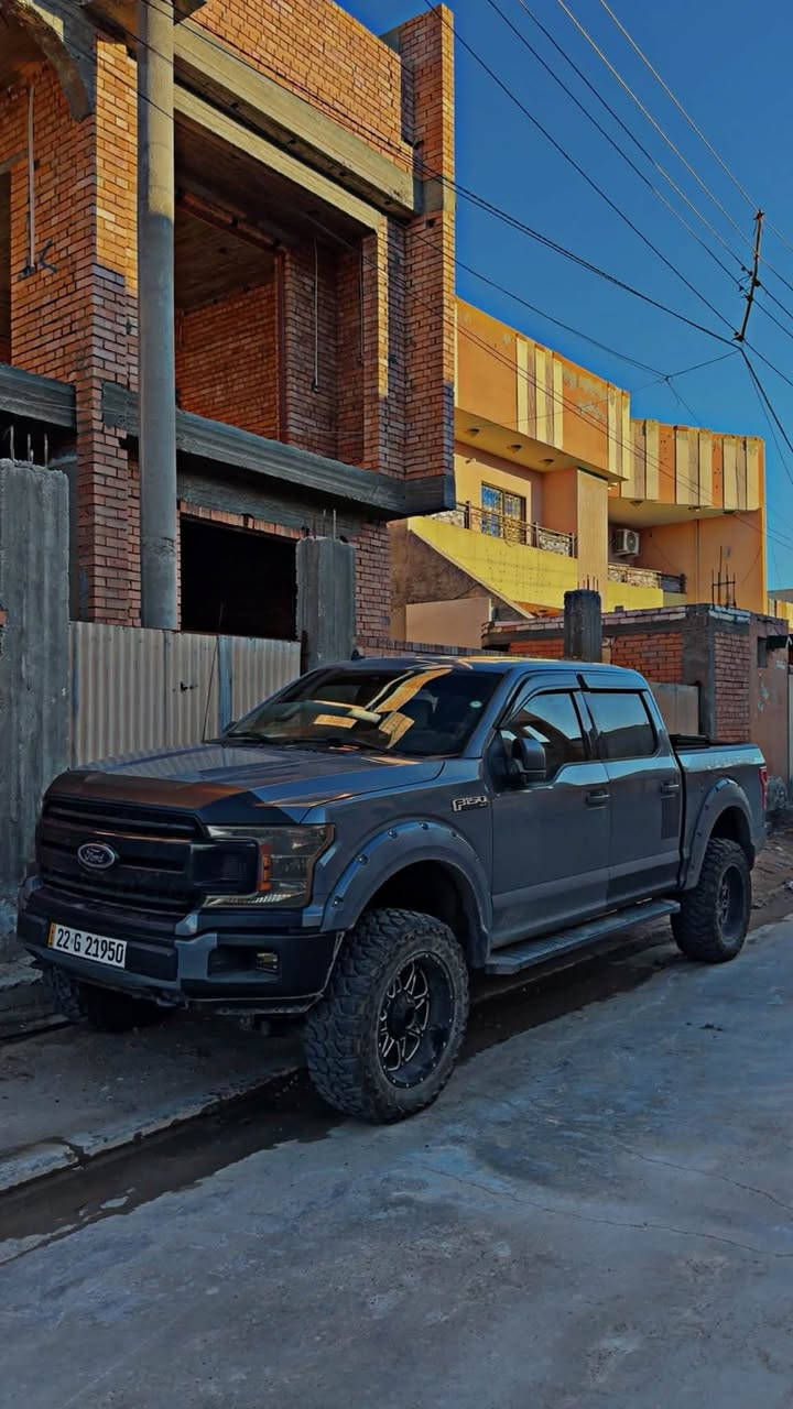 ﷽
‏ FORD F150 XLT 2020
من افخم التراكات بالعراق فورد F150 مواصفات XLT موديل 2020 لون سمنتي مميز رقم اربيل باسمي
 فور ويل ( دفع رباعي ) 4✖️4
بودي قصير باب طويل المرغوب
السياره لتقارنها بالعاديه والبيها حادث السياره بالواقع احله من الصور 

🔹 محرك V6 3.5 سته سلندر تون توربو 
🔹كفالة عامه من الحادث بچم كبس
🔹ماشية ( 80 ) الف حقيقي بشرط
🔹سيارة جديده كلش عليها سستم تزويد وترفيع من امريكا 
🔹سياره وحش بالشارع من تمشي بيها كلها تباوع عليك شرط بيها نظره وشوفه بالشارع مخيفه
🔹 سيارة كلين بدون حادث حادثها سرقة چاملوغ فقط جديد كلش ع وضع البلاد بدون بارد بدون شخط بدون رصعات بدون ايرباگ بدون دواخل
🔹( صار بيها شبر صبغ بالچاملغ الخلفي مال بودي فقط فقط )
🔹سيارة داخل و خارج كل جديد 🔥
🔹سياره مسويلها ادامه كامله بلكات نوزلات فيت بمب كله جديد
🔹 تخم تاير جديد بحاله الوكاله + ويل شركة FUEL حجم 20
🔹 عليه عطاس من امريكا ماركه صوت يخبل بالفصله

◽️مواصفات
(   فور ويل - شاشه كبيره -كاميرا خلفيه دواره - هاند بريك بصمة  -  داخل بدي ليد - ڤوليوم - تحديد سرعة - تحكمات ستيرن - حساسات خلفيه - رادار امامي - نظام اوتو ستوب - مانع انزلاق - كشنات كهرباء - كشنات تدفئه - تحكم بدوسة البريك والبنزين كهرباء تصعد وتنزل - قطعتين تبريد - بعد هواي مواصفات )

◽️نظافه ١٠٠٪؜ كامل سيرفس بدون نقص و بدون مصرف سياره اي نقص دينار مابيها من كل النواحي يعني تشغل وتطلع گبل بيها لاربيل

رقم الشاصي 1FTEW1E45LKD01992
📍مكاني الانبار الفلوجه 📍
📞للإستفسار *********** واتساب💬
