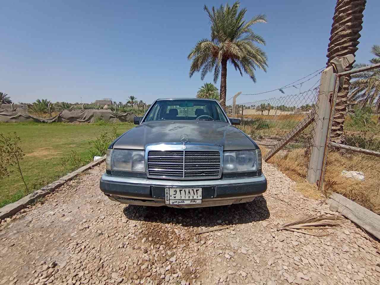 #للبيع  
مارسدس دب موديل 89 
محرك وكير بلاد 
داخل رصاصي 
كشنات كهرباء 
تبريد شغال 
قواعد دبلات معمرات
السياره حلوه نقصه بس صبغ + مستعجل ع بيعته #السعر45 بي مجال حك الجية
#للاستفسار أكثر التواصل وتساب ***********
