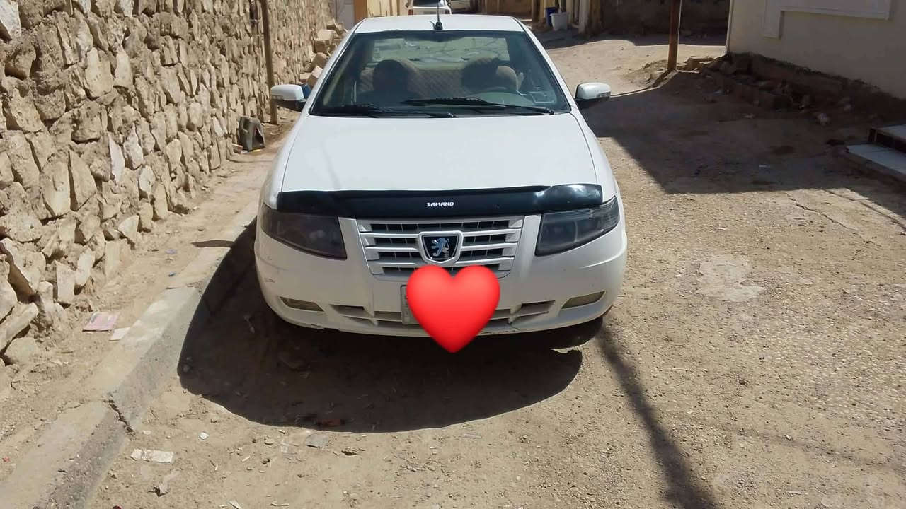 سلام عليكم سمند سورن 2011سنويه ماصقطه رقم ذي قار كير ومكينه وتبريد شغاله خير من الله الدواخل مو نفخ السياره حلوه مجرد بيها تحجات بصيطه المكان النجف الاشرف السعر 33وبيها مجال او مرواس 
الرقم ***********
