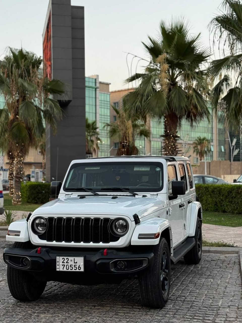 V4 • كلين • ٣٧٠٠٠
