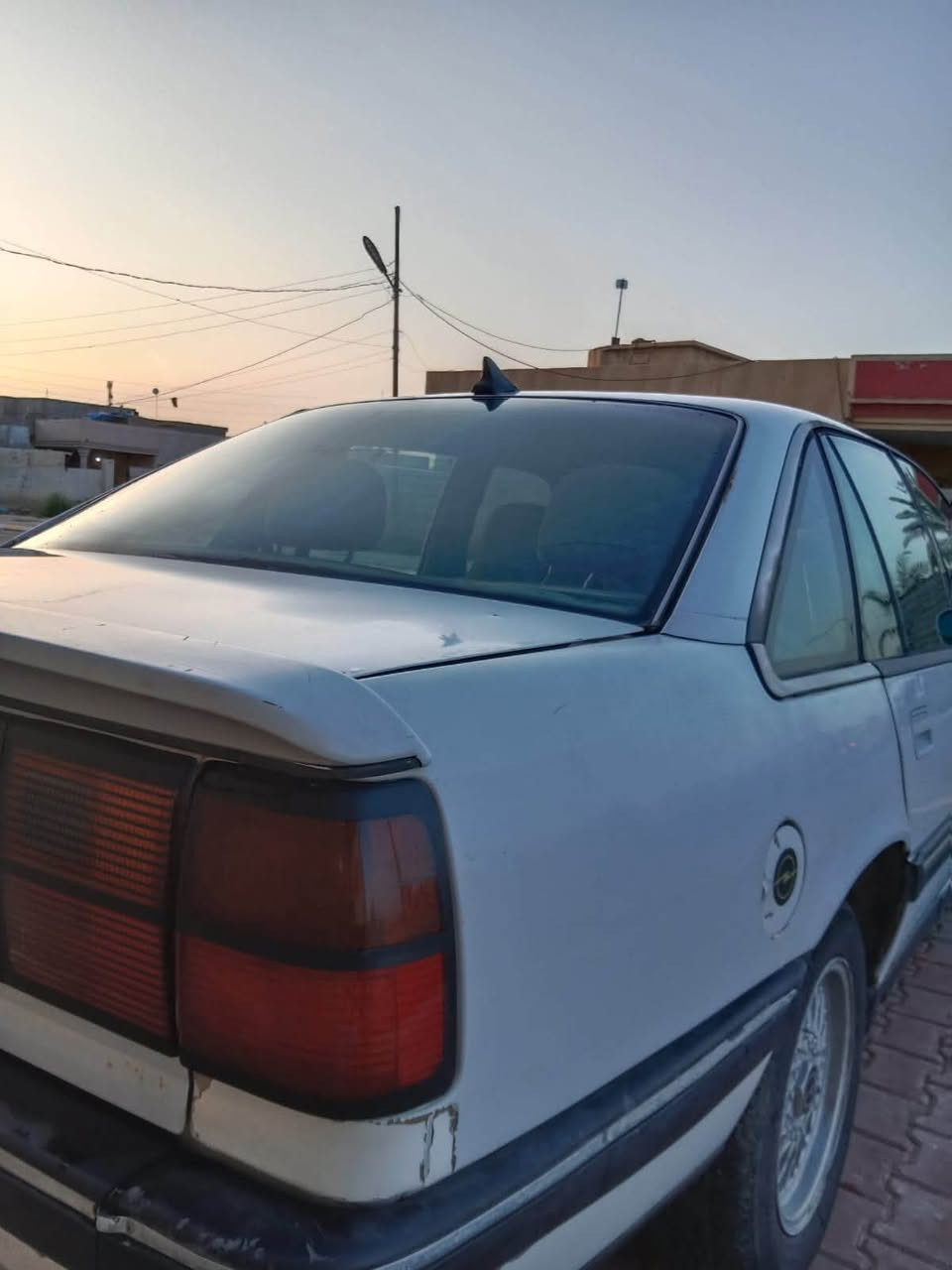 السلام عليكم
للبيع اوبل سيناتور موديل 92

گير عادي 

محرك 26 شرط كبس 

رقم كركوك 
السعر 32 

المكان العلم للاستفسار /***********
