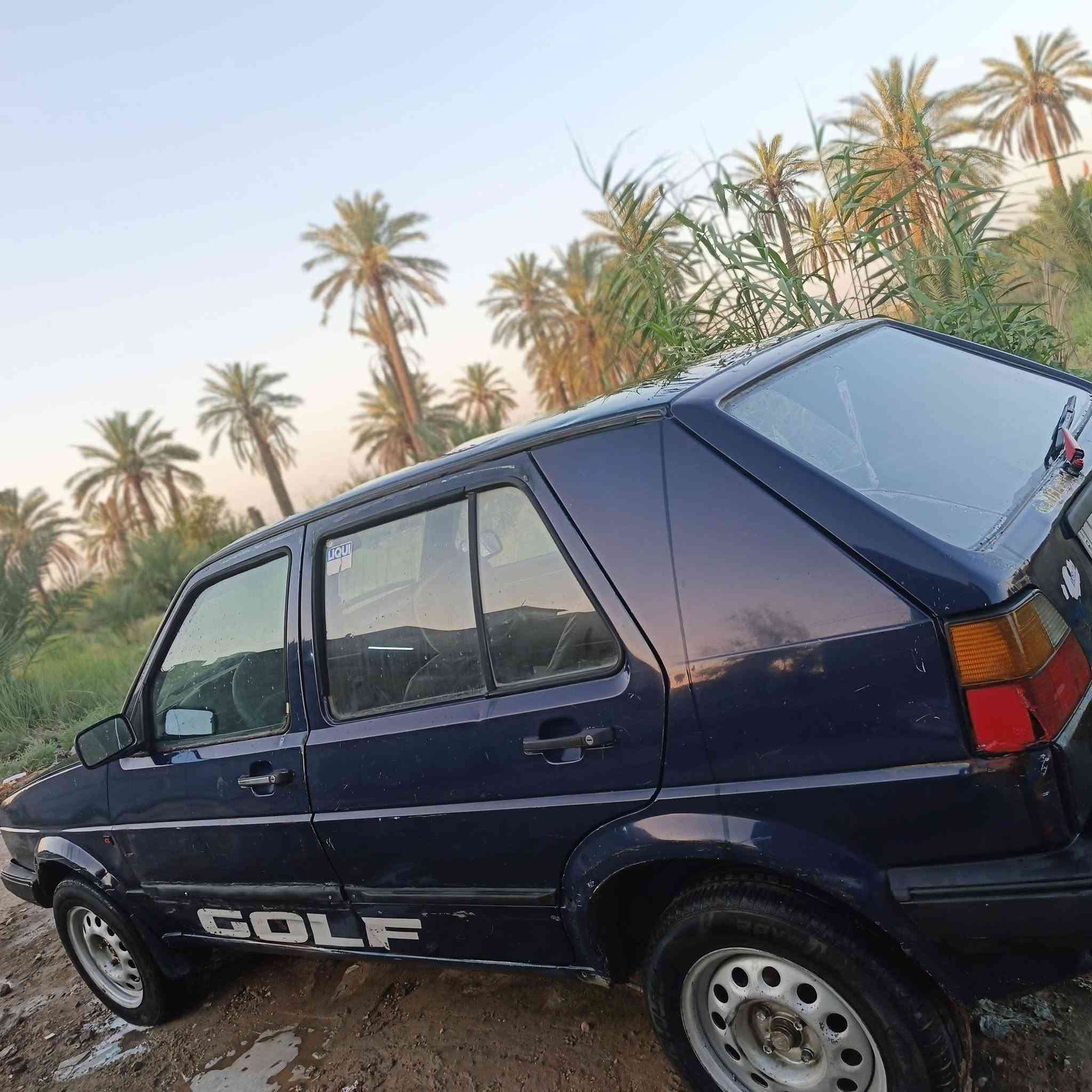 السلام عليكم كولف عضم ١٩٩١ رقم ديالى بسمي تحويل ثاني يوم السيارة بلادية لاضربة ولاصبغ ولا خياس محرك بي خيط خفيف بدون تنقيص باتري جديد كهربائيات كاملة السعر 18وبيه مجال مكاني بغداد  رقم ***********
