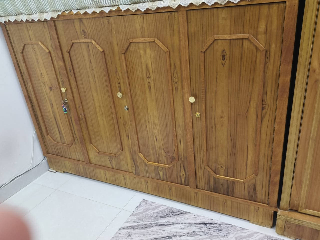 البيع كنتور وبوفيه البيع العماره حي الجامعه *********** السعر 300وبين مجل الشراي
