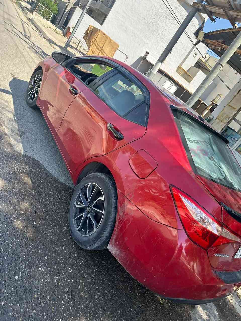 السلام عليكم
🚘كورلا 2019 
▪️مرفق السونار ورقم شاصي ….
◾️بدون تبديل اي قطعه ضرر فقط دعاميه وكلشي موضح بل منشور
◼️بي بارد وشخوط موضح بل سونار 
🔢 رقم اربيل جديد وسنويه جديد بسمي 
🔻مواصفات le
▪️رادار امامي 
▪️حجر صالنصة 
▪️حجر بيئة 
▪️مثبت سرعة 
▪️تحكمات ستيرن جهتين 
▪️شاشة كامره 
▪️مانع انزلاق 
▪️ويلات se حجم 16 
▪️داخل اسود ورصاصي لونين
▪️محرك كير مكفولات
▪️كشنات مخمل رصاصي  
🌍 مكان السياره  ديالى قره تبه 
بسعر125 وبيه مجال للشراي 
☎️*********** /***********

نص مكتوب في الصور:
- تويوتا كورولا ال 2019 احمر 1.8 لتر 4 فين: 2T1BURHE3KC210019 العطاء النهائي: 4650$ المزاد: Copart SOLD رقم القطعة: 31227291 تاريخ البيع: 24.03.2021 السنة: 2019 رقم VIN: 2T1BURHE3KC210019 الحالة: تشغيل وقياة المحرك: 1.8 لتر 4 المسافة المقطوعة: 24620 ميلاً (الفعلي) البائع: غير محدد
- تويوتا كورولا ال 2019 احمر 1.8 لتر 4 فين: 2T1BURHE3KC210019 4650$ :العطاء النهائي المزاد: Copart SOLD رقم القطعة: 31227291 تاريخ البيع: 24.03.2021 السنة: 2019 رقم VIN: 2T1BURHE3KC210019 الحالة: تشغيل وقياة المحرك: 1.8 لتر 4 المسافة المقطوعة: 24620 ميلاً (الفعلي) البائع: غير محدد
