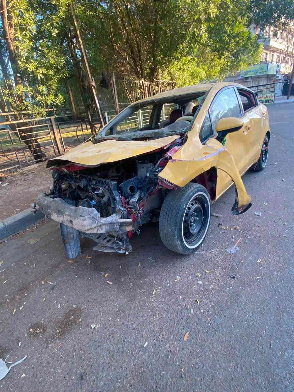 سلام عليكم
كيا ريو موديل ١٣ وارد امريكي 

مكينه ١٦٠٠ بيهه حادث رقم بغداد إنكليزي 

سياره شغاله وتمشي 

مكان السياره بغداد الكاظمية 

سعر ٣٨ رقم ***********
