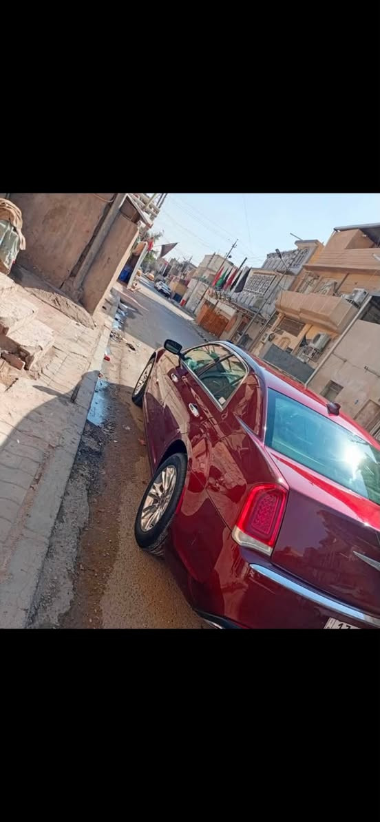 السلام عليكم 
بسم الله الرحمن الرحيم 
يالله 
اوباما2016اصل كفاله عامه دخله تقرير تعمل وتسير 
رقم ميسان دولي انكليزي تحويل ثاني يوم 
موصفات فول فول c 
بنورامه 
حته برده خلفيه موجود
منضومه زنون 
دوخله اسود كشنات حضن تدفئه وتبريد والقماره عسلي 
جاهزه من حداده تيرات ويل مكسيكي 

سعر اتصل ***********

بيع فقط بدون مراوس عنوان البصره
