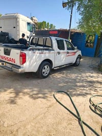 سياره للبيع الشراي يتصل 07810152933