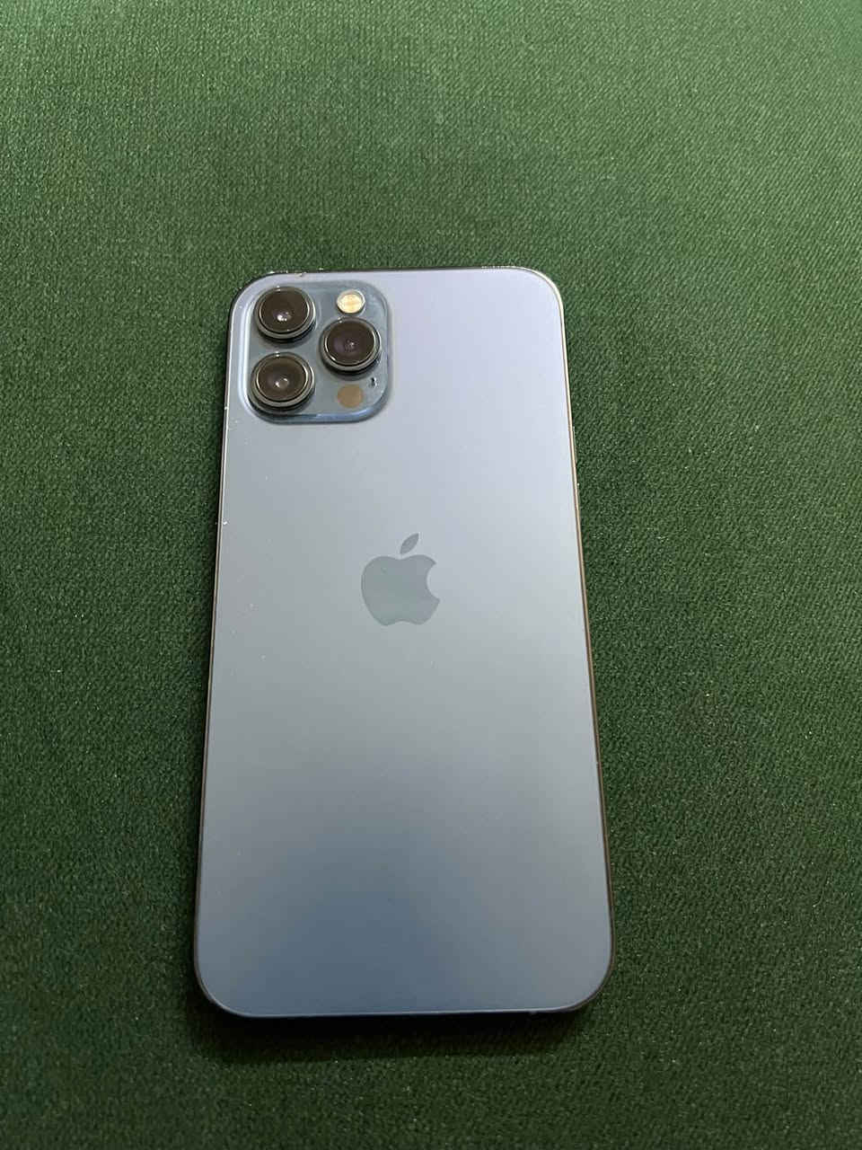 ايفون 12pro max 
شرق اوسط
ذاكره 128GB
بطاريه 76‎%‎
الجهاز نضيف ممفتوح ولا مستبدل بي قطعه 
نضافة 95‎%‎
السماعه الاسفل متوقفه فقط 
السعر 300 وبي مجال
***********
بغداد
