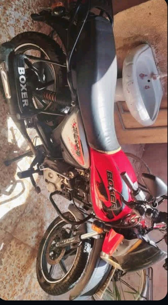 بوكسر22نازله ب23 دراجة خير من الله سعرها 2100 وبيها مجال ***********
