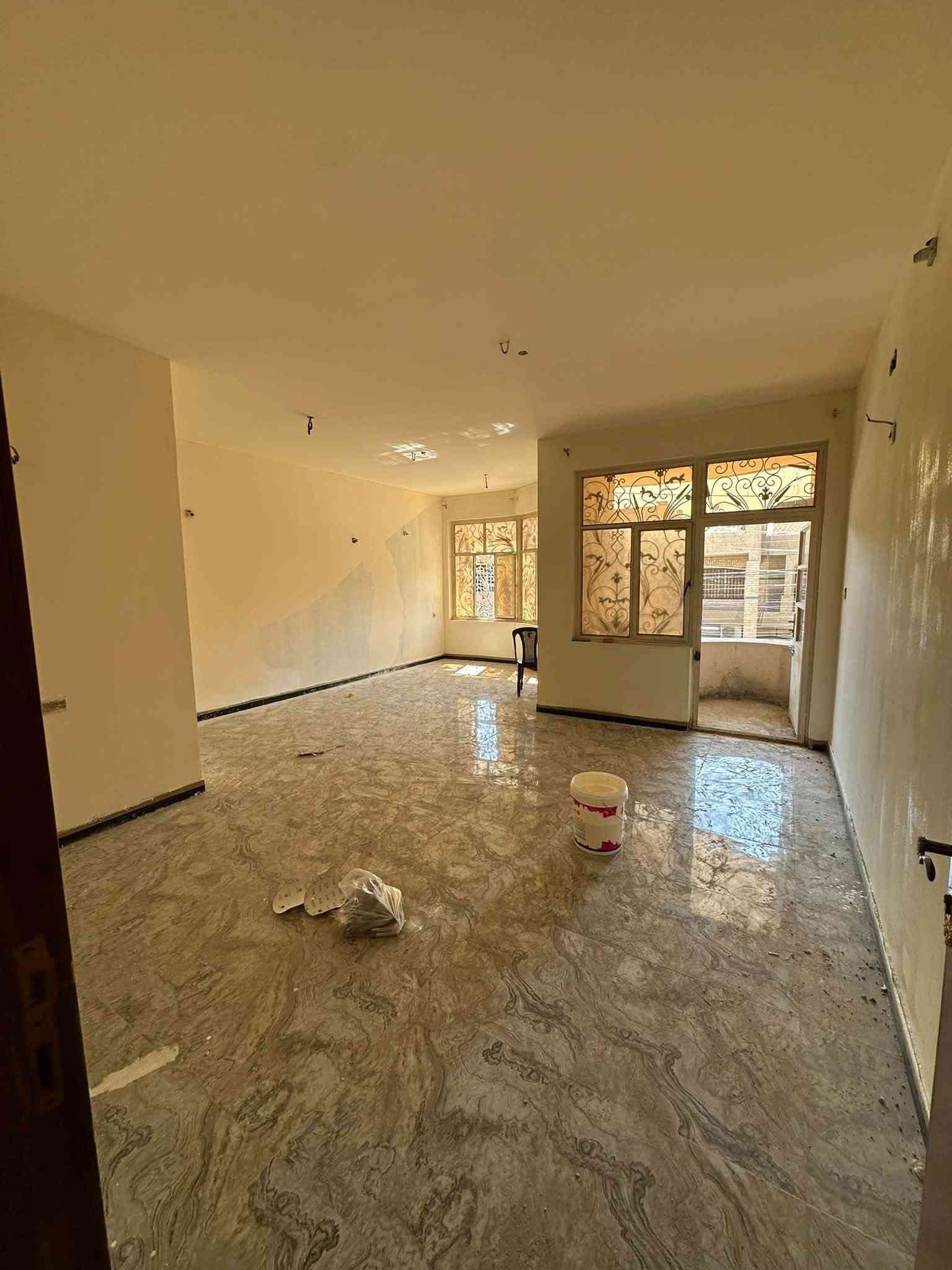 � للإيجار في السيدية

📐 المساحة: 125 متر
🚪 مدخلين
🛏️ 3 غرف نوم
🛋️ صالة
🍳 مطبخ
🚿 خدمات صحية

📍 الموقع: السيدية – الظباط

✨ العقار يُسلّم جاهز ومصبوغ

💰 الإيجار: مليون و250 ألف قفل 🔒 

📞 للاستفسار والتواصل:***********
