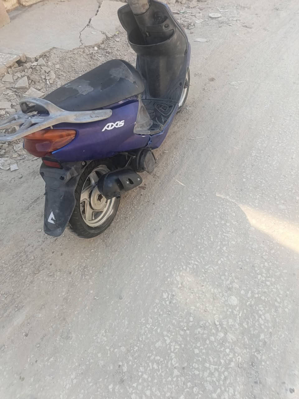 سلام عليكم دراجه البيع كززز خبط شلعه معدل  بيها حساس سعرها 350 بيها مجال  ستنده مكينه نعومه  شلعه تشك كاع نقصها باتري كاعد مكاني بابل مركز مدينه  ا  رقمي ***********
