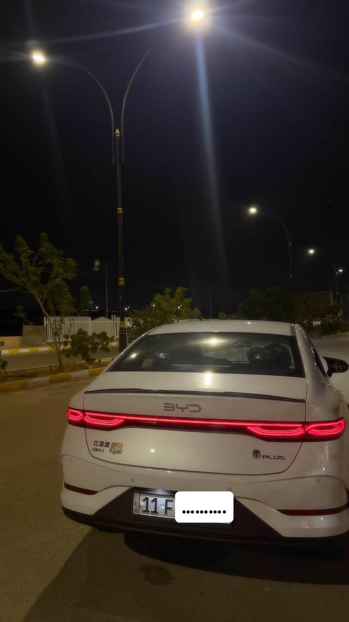 السلام عليكم سيارتي byd كن بلس 2025
رقم بغداد المداور بنفس اليوم سيارة نضيفه زيرو من الشركة 
ماشيه 4000 
للتواصل والاستفسار :***********
