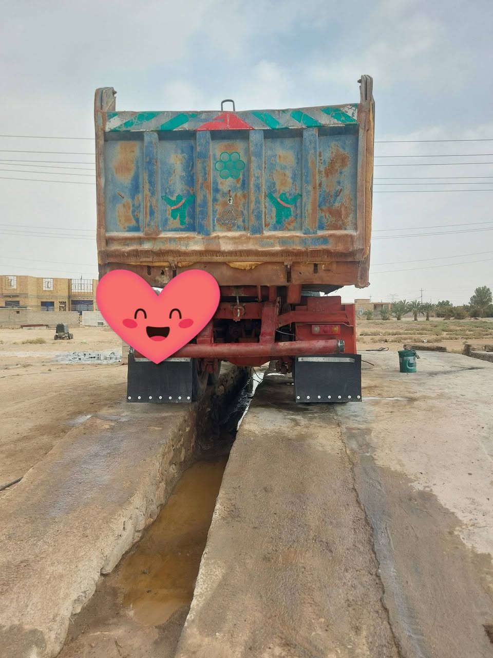 سلام عليكم  البي اللبيع مديل ٧٥  شاصي غير مكفول  موصفاتهه    ١ محرك ٢٥ محسن  كير ١٣٠  مجموعه نص جيف رباط عدل رقم نكليزي بسم راعيهه مداور  كبل مكلف بلنشر هاذا رقم راعيه ***********
