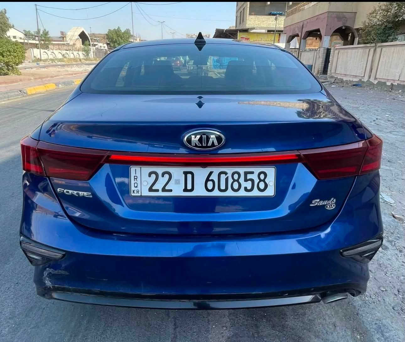 السلام عليكم
فورتي 2019 وارد امريكي 
مكينة 2000 دوش 
كير at المرغوب    ماشية 115 
حادثة جاملغ وبنيد فقط 
بدون دواخل +مكينة وكير مكفولات 
مكاني : بغداد / حي جميلة 
رقم الهاتف : ***********
السعر 127

